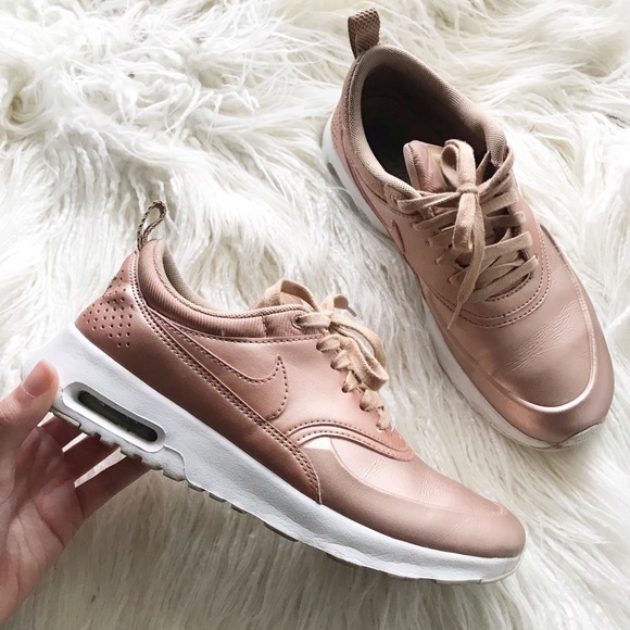 nike rose gold sneakers